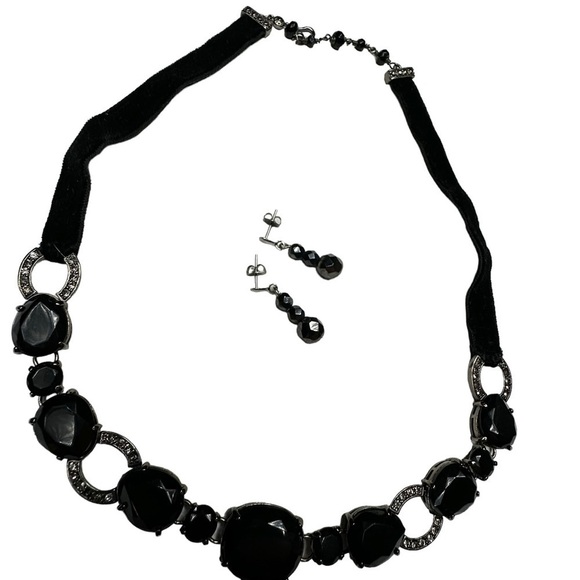 Black Onyx Beaded Crystal Necklace and FREE Earrings - Picture 1 of 10